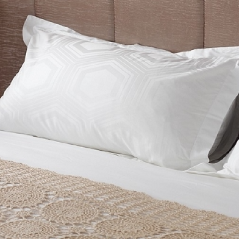 20x26 60/40FABRIC WITH 100% POLY GEL FIBER PILLOWS..